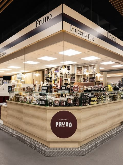 Le stand PRUNO au marché couvert d'Agen