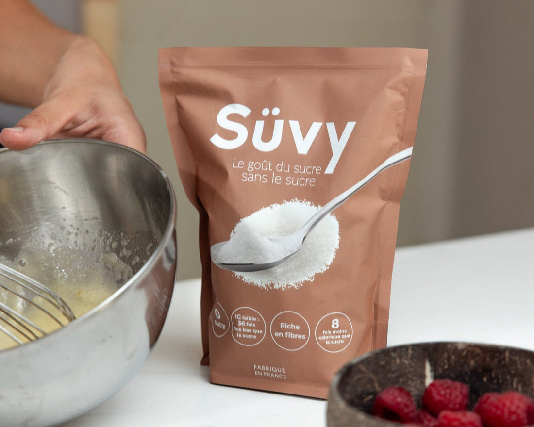 Sachet de Süvy, alternative au sucre, utilisé pour une pâtisserie sans sucre