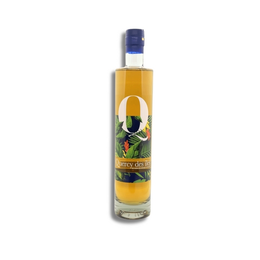 Bouteille de Quercy des Îles 70cl vue de face sur fond blanc